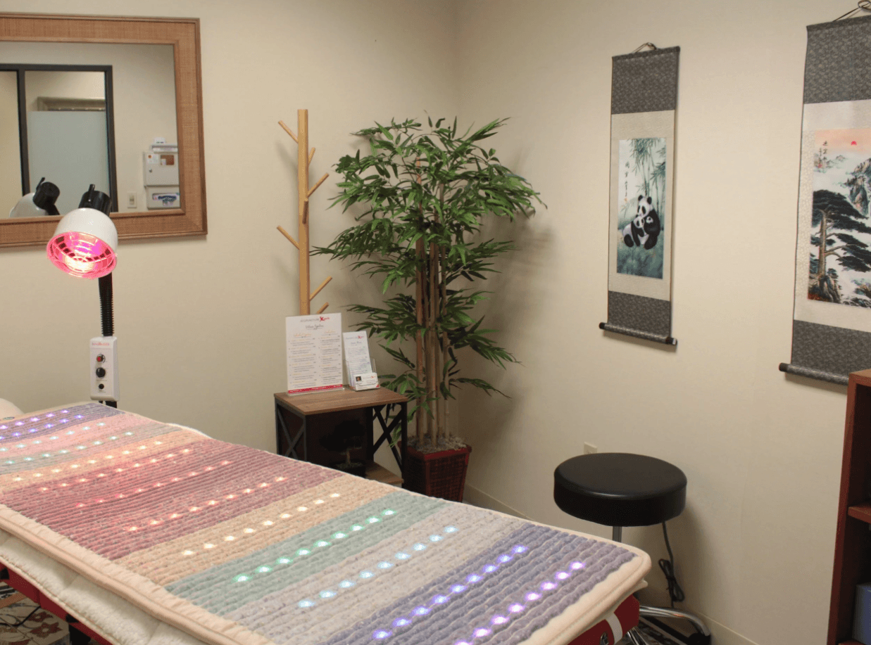 Acupuncture Xperts care team supporting back pain recovery in Boca Raton